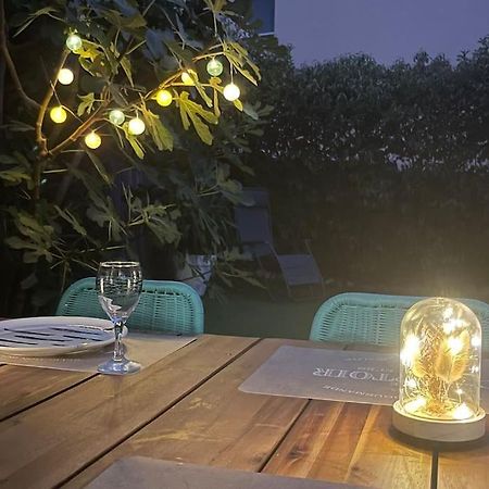 Tres Bel Appartement Contemporain Et Calme Fréjus Eksteriør bilde
