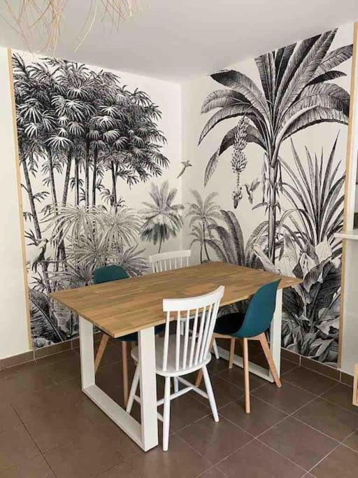 Tres Bel Appartement Contemporain Et Calme Fréjus Eksteriør bilde