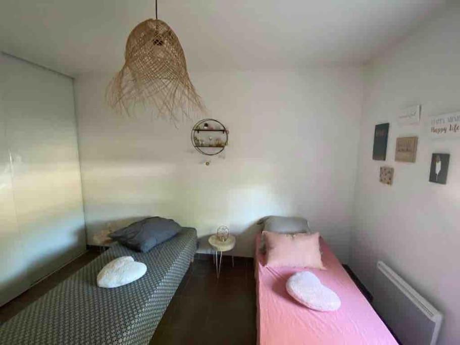 Tres Bel Appartement Contemporain Et Calme Fréjus Eksteriør bilde